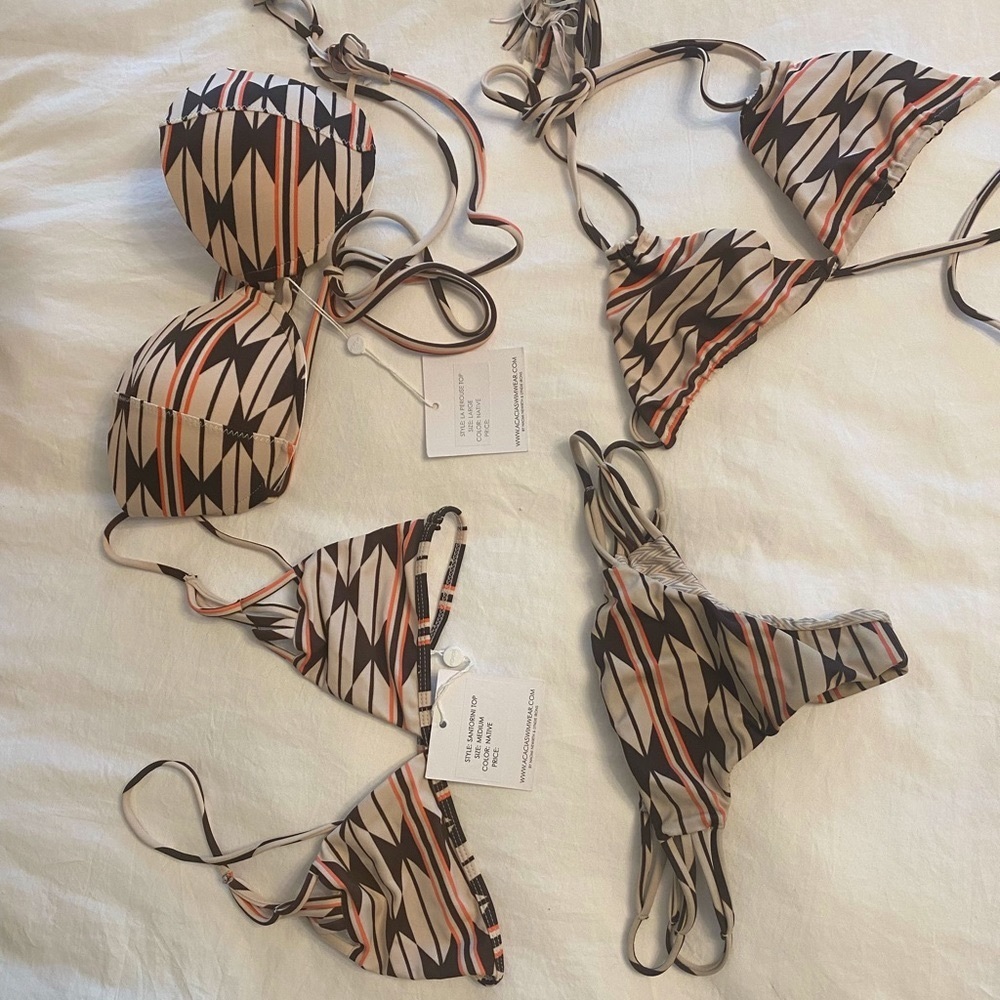 ACACIA - 4 Separate Pieces!!! All Native print.